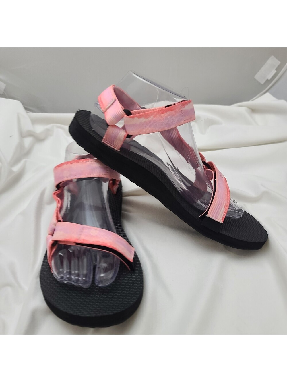 Teva Women's Original Universal Sandals Size 10 Style 124231 Pink and Lavender